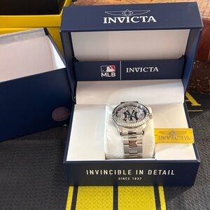 Invicta Silver Speedway NY Edition 43mm Men's Watch
